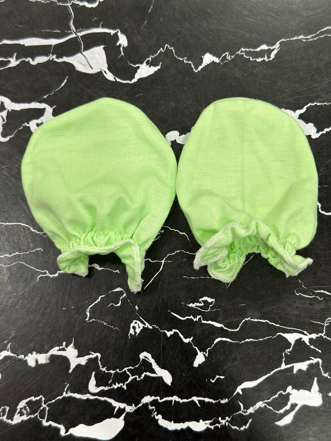 Newborn Baby Mittens – Soft, Safe & Snug!