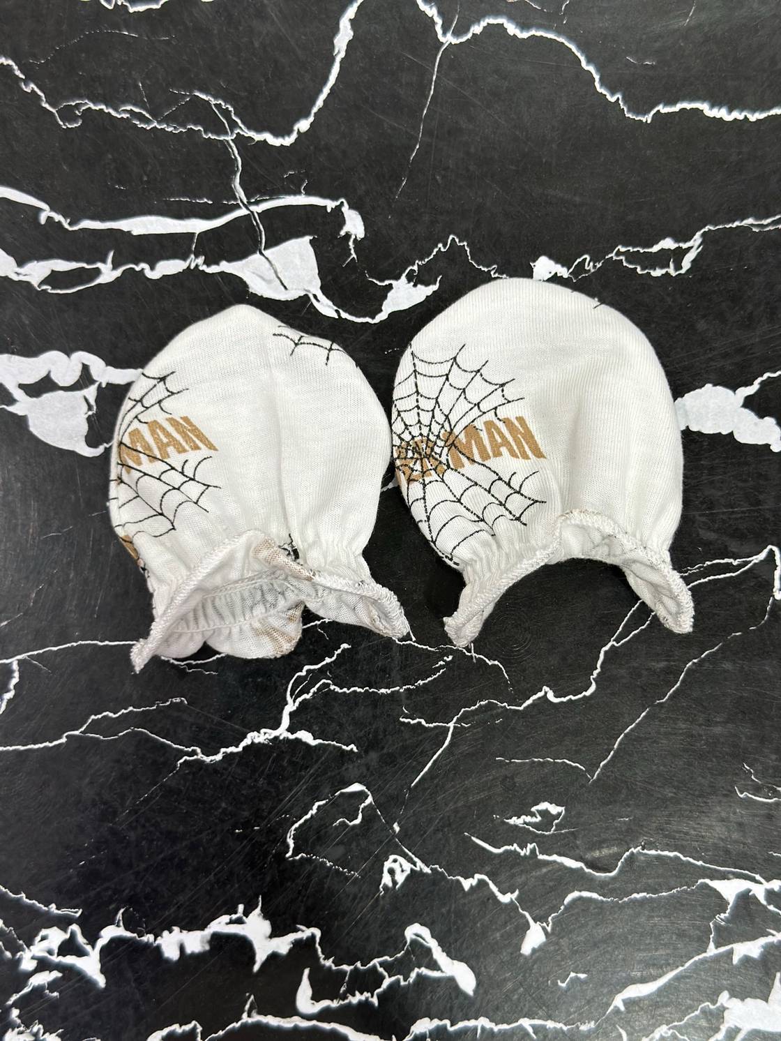Newborn Baby Printed Mittens – Soft, Safe & Snug!